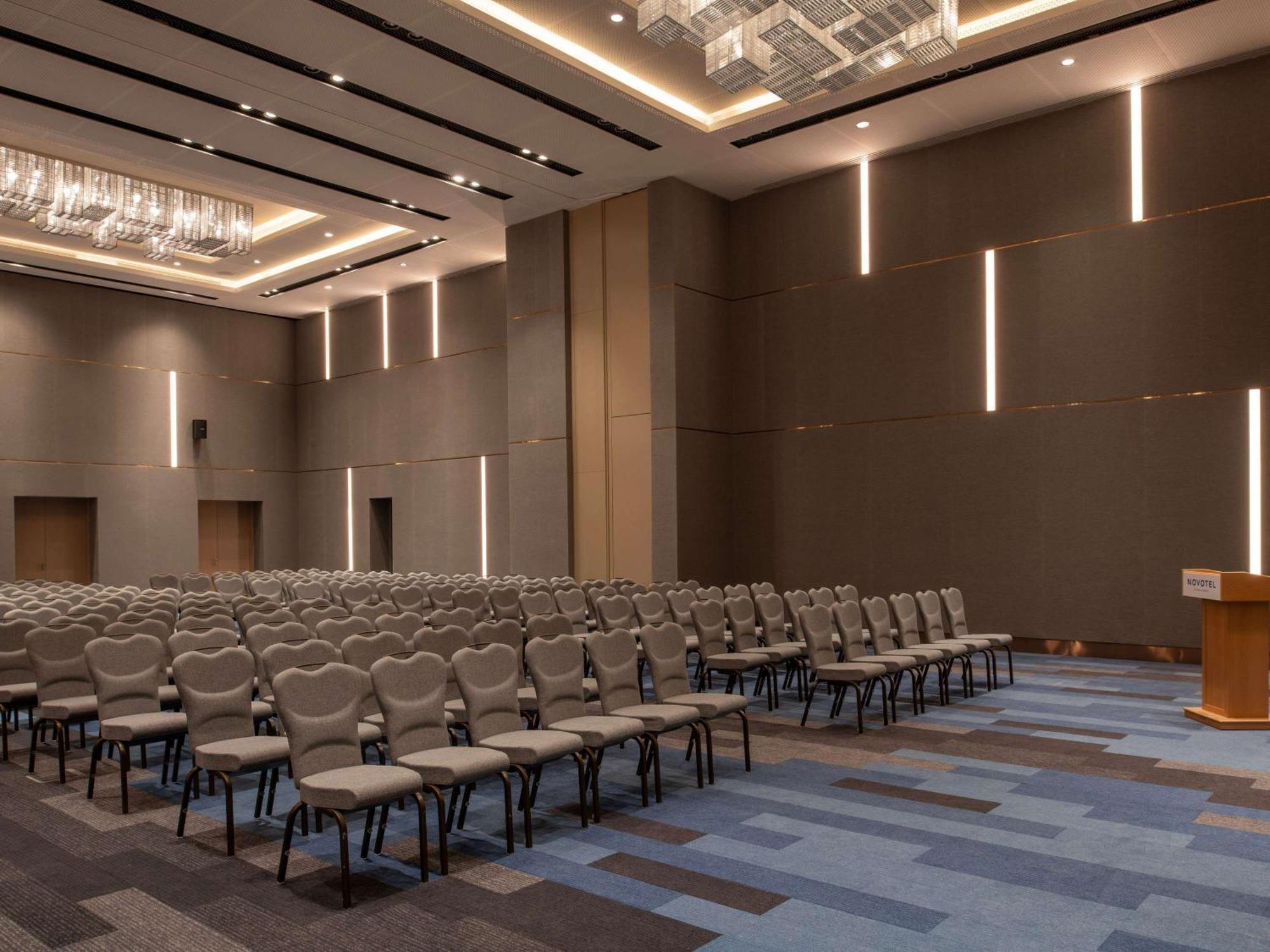 Novotel Riyadh Sahafa Eksteriør bilde