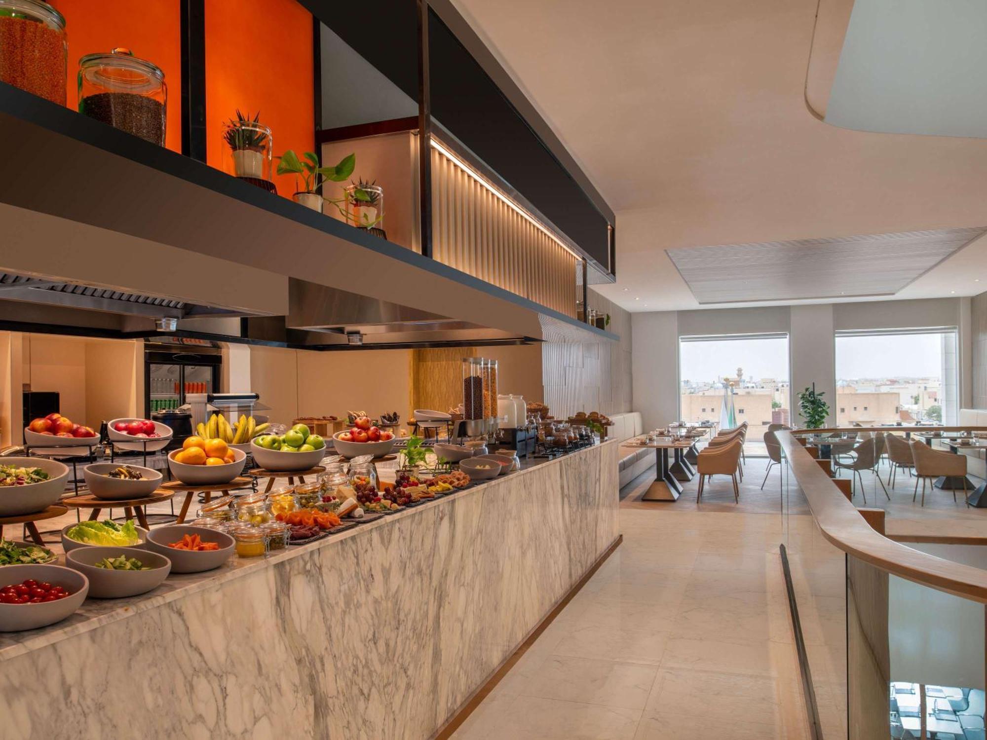 Novotel Riyadh Sahafa Eksteriør bilde