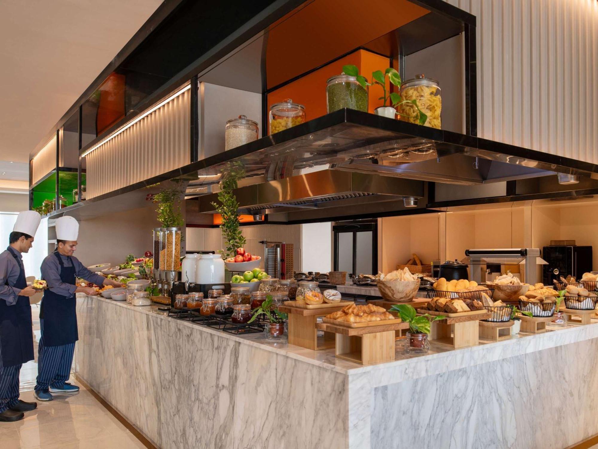 Novotel Riyadh Sahafa Eksteriør bilde